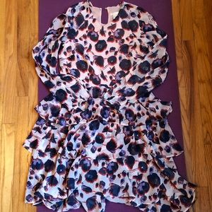 NWT Floral Dress 🌸🌺🌼